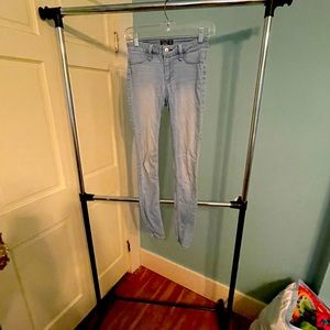 Abercrombie & Fitch size 24 light wash jeans